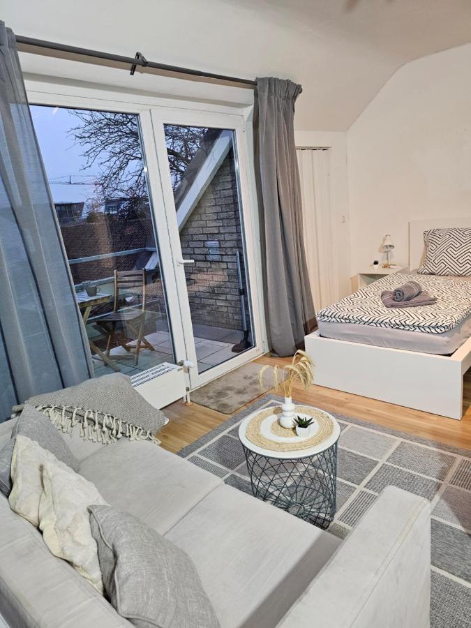 Modern Studio Near Duesseldorf Airport & Messe/Fair Meerbusch Eksteriør bilde