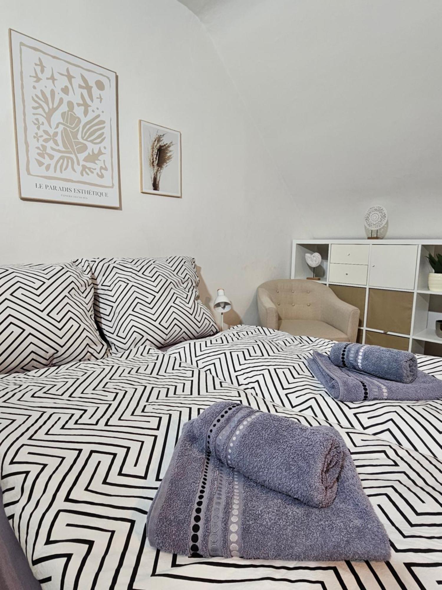 Modern Studio Near Duesseldorf Airport & Messe/Fair Meerbusch Eksteriør bilde