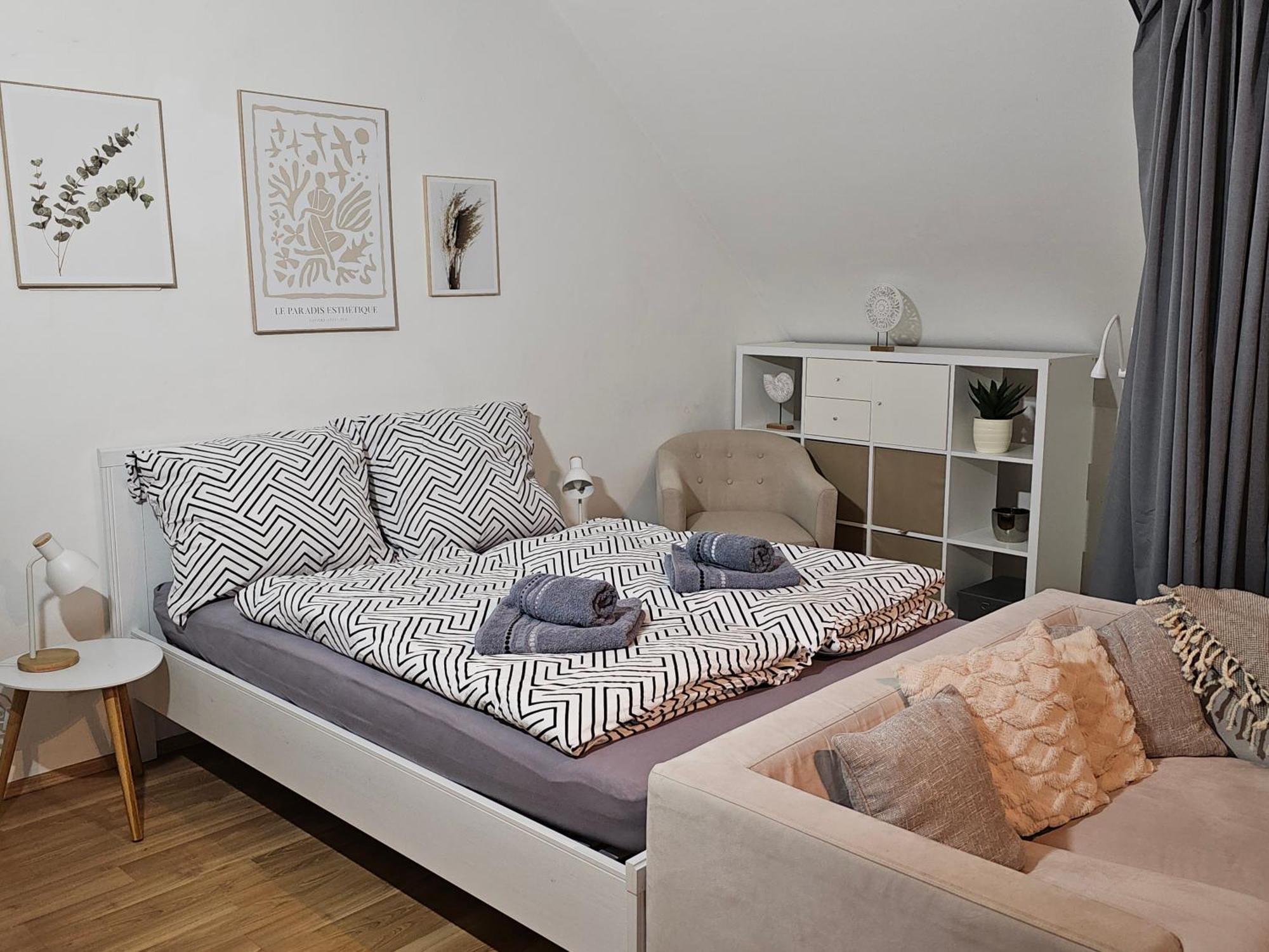 Modern Studio Near Duesseldorf Airport & Messe/Fair Meerbusch Eksteriør bilde